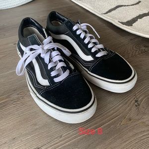 Black vans